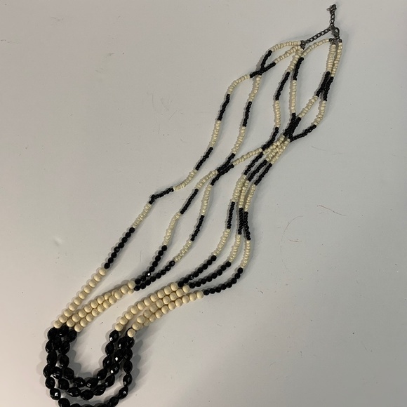 18 Inch Multi Strand & Black Cream Beaded Necklace 1990s-2000 Jewelry Claw Clasp - Picture 1 of 6